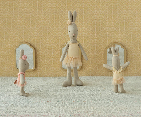 Classic Rabbit Size 1, Cream Ballet Suit and Skirt - Maileg