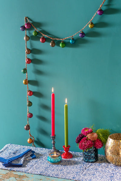 Garland with 20 Small Frosted Metallic Glass Baubles - Ian Snow
