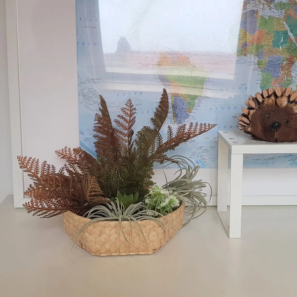 Woven Hexagonal Basket Tray - DUA
