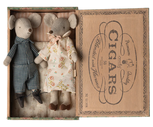 Two toy mice in a decorative box labeled 'Cigars'.