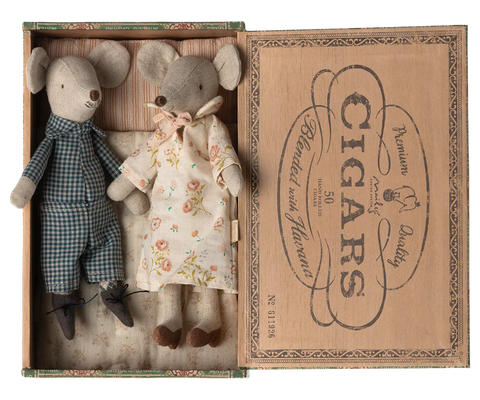 Two toy mice in a decorative box labeled 'Cigars'.