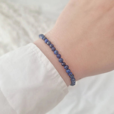 Tiny Lapis Lazuli Bracelet - Two Libras