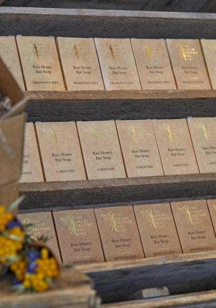 Raw Honey & Oat Bar Soap - The Great British Bee Co.