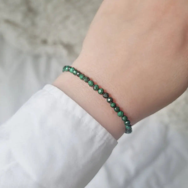 Tiny Malachite Bracelet - Two Libras