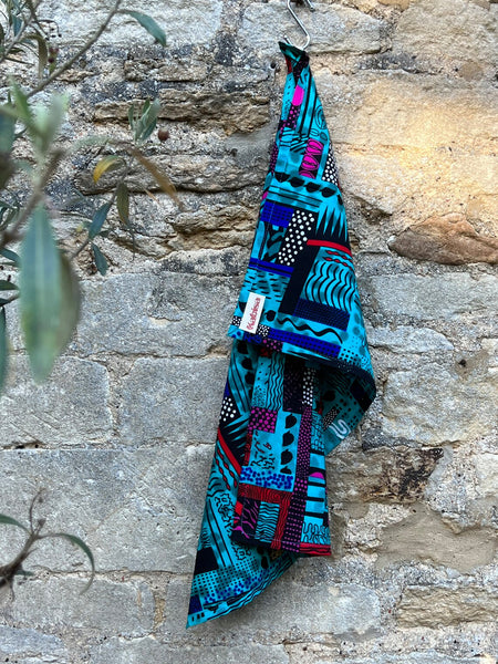 Cotton tea towel in colourful, African print - Kabisa