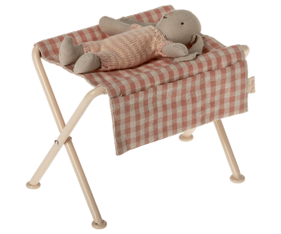 Nursery Table, Micro Maileg – Honey on the Hill