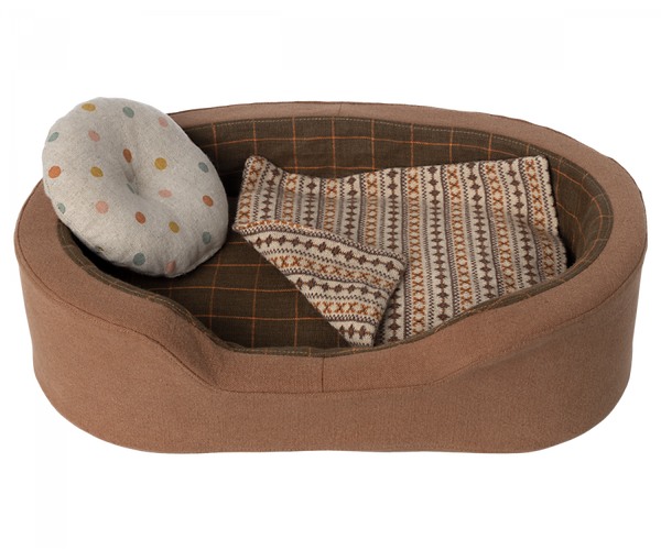 Brown Dog Basket - Maileg