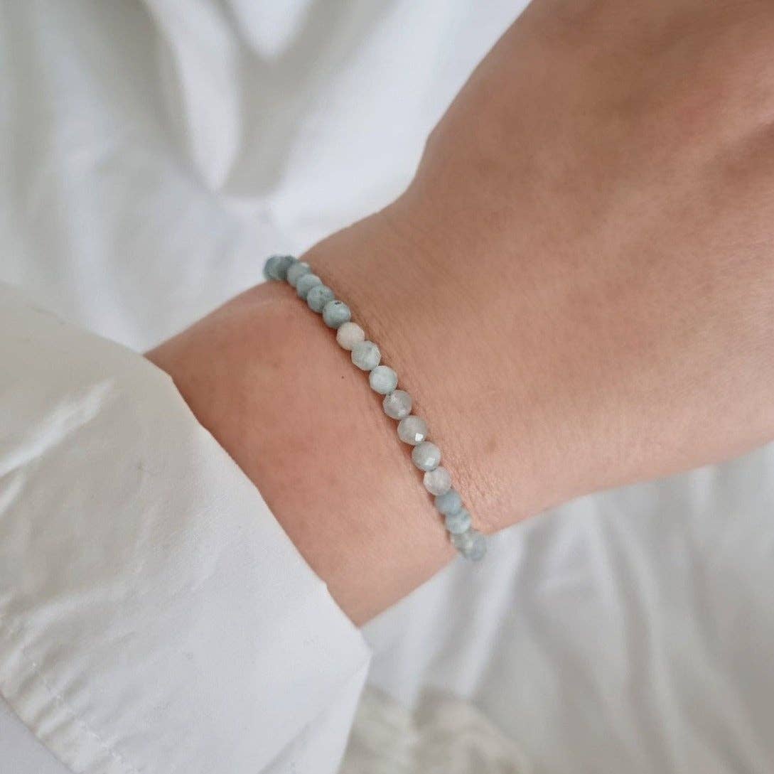 Tiny Aquamarine Bracelet - Two Libras